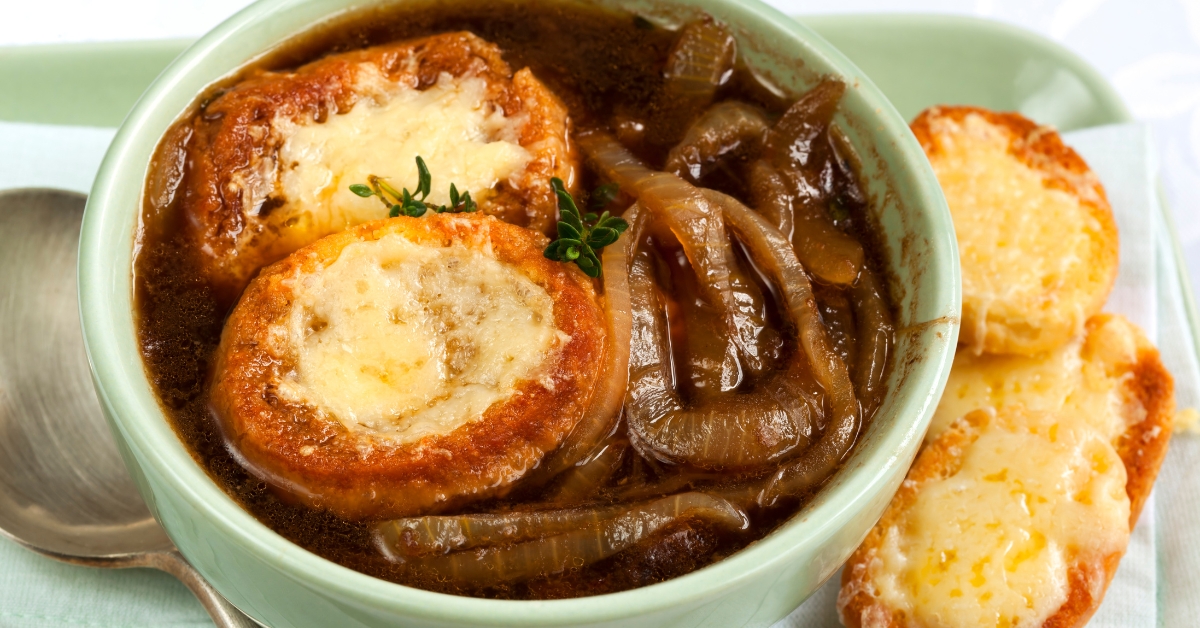 Halcyon Treats: Cosy French Onion Soup Recipe